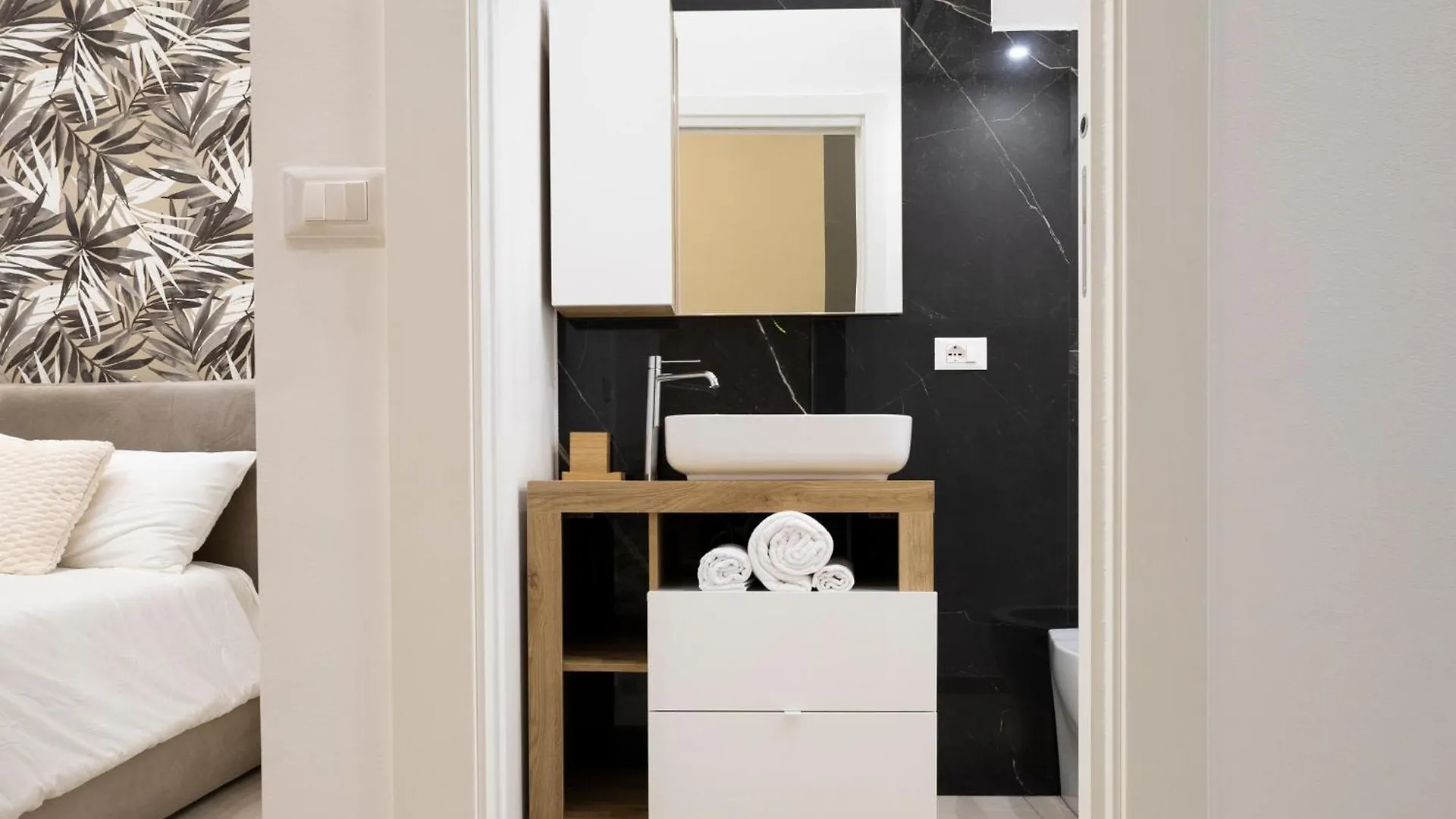 Cinere Rooms Catania